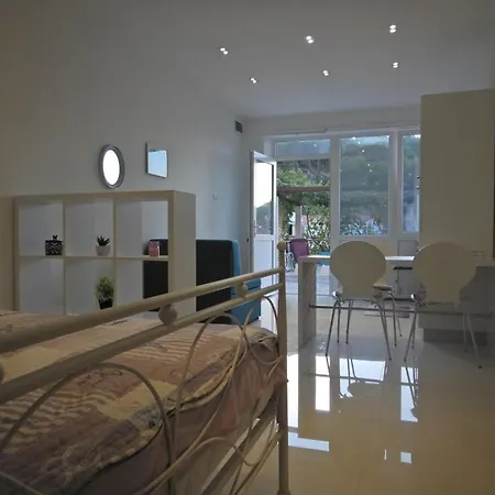 In With Sea View, Terrace, Air Conditioning, Wifi 3419-4 דירה