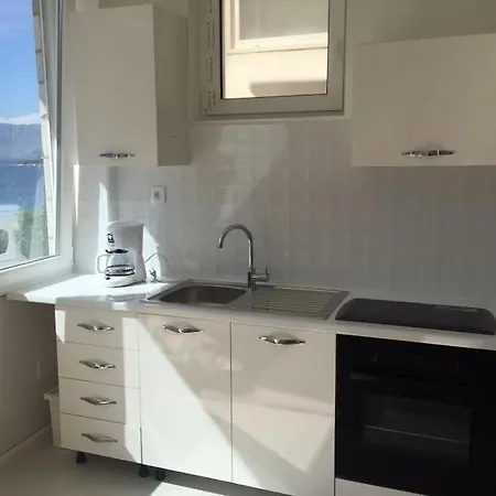 דירה In With Sea View, Terrace, Air Conditioning, Wifi 3419-4 פובליה