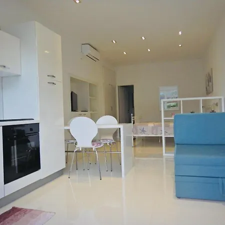 In With Sea View, Terrace, Air Conditioning, Wifi 3419-4 פובליה